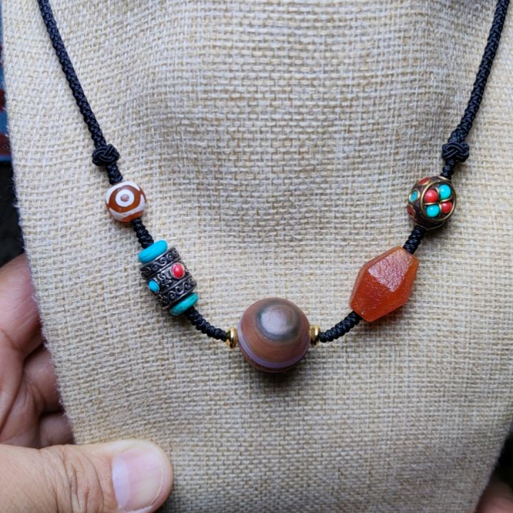 玛瑙/玉髓颈饰未镶嵌