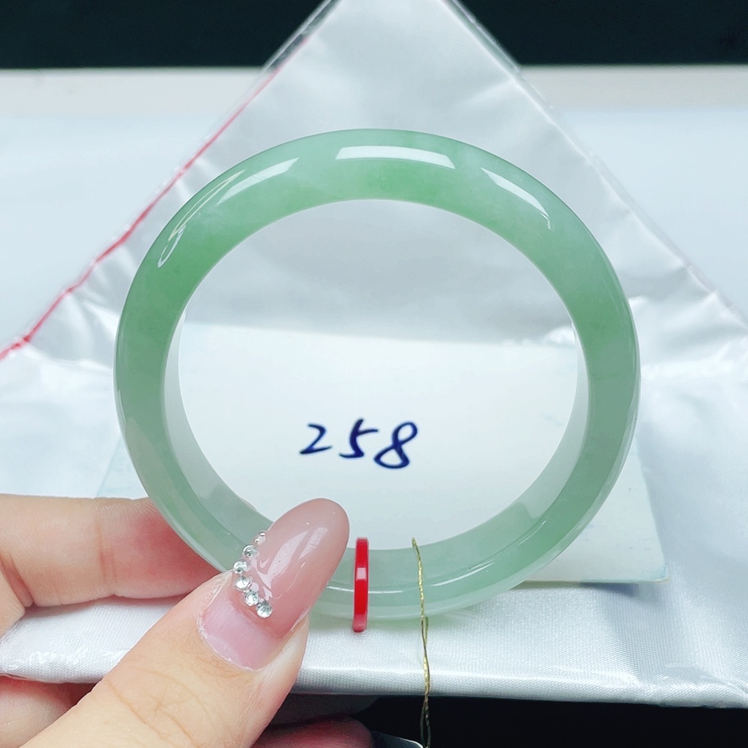 翡翠未镶嵌手镯 正圈54+