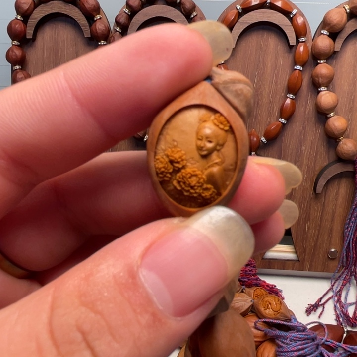 橄榄核手串/手链1.8美女