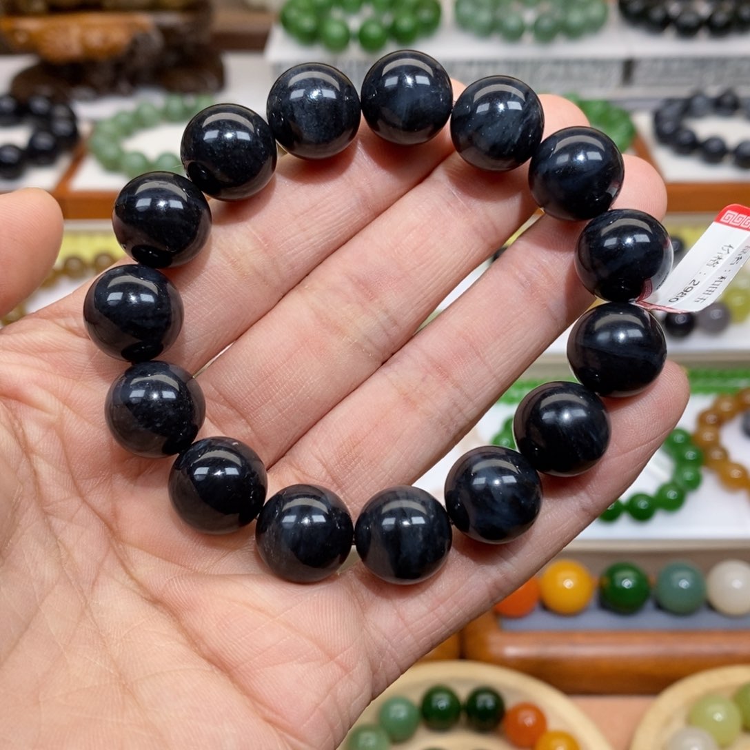 和田玉手串未镶嵌