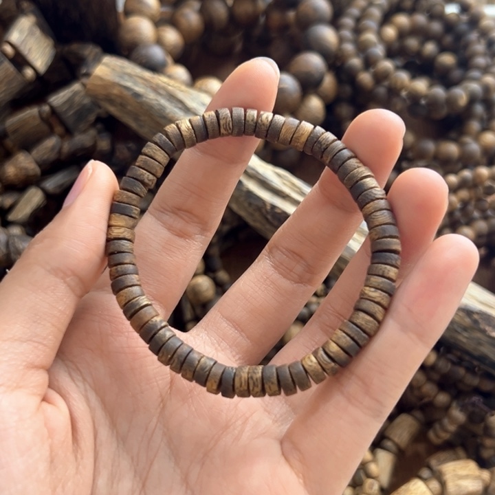 沉香沉香碎屑0.6算盘珠4克