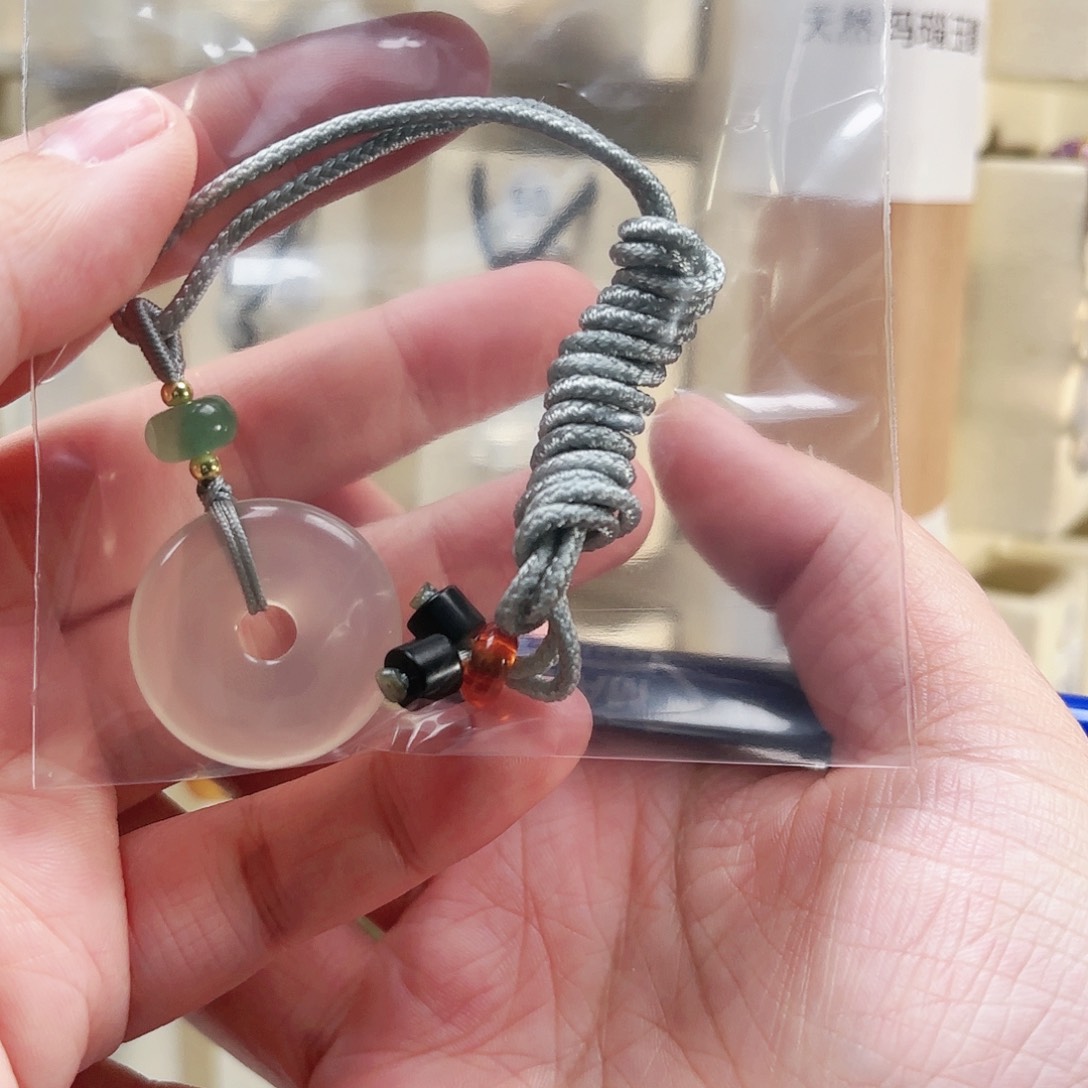 玛瑙/玉髓颈饰未镶嵌钱**