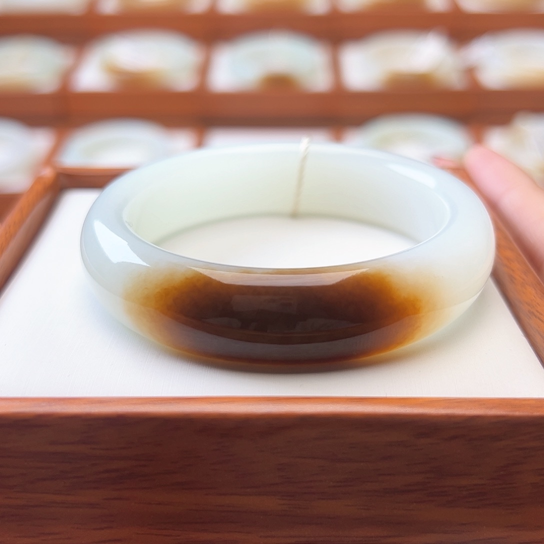 和田玉手镯未镶嵌55