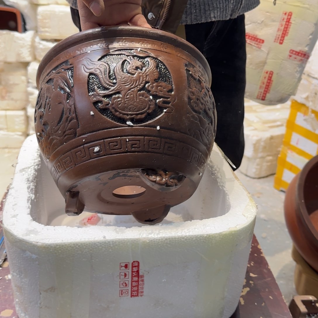 紫砂花盆瑕疵和瑕疵