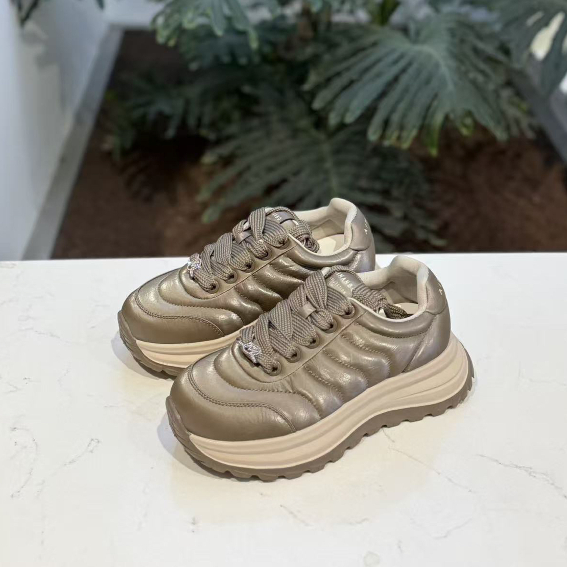 X625漫步佳人超轻厚底百搭面包鞋