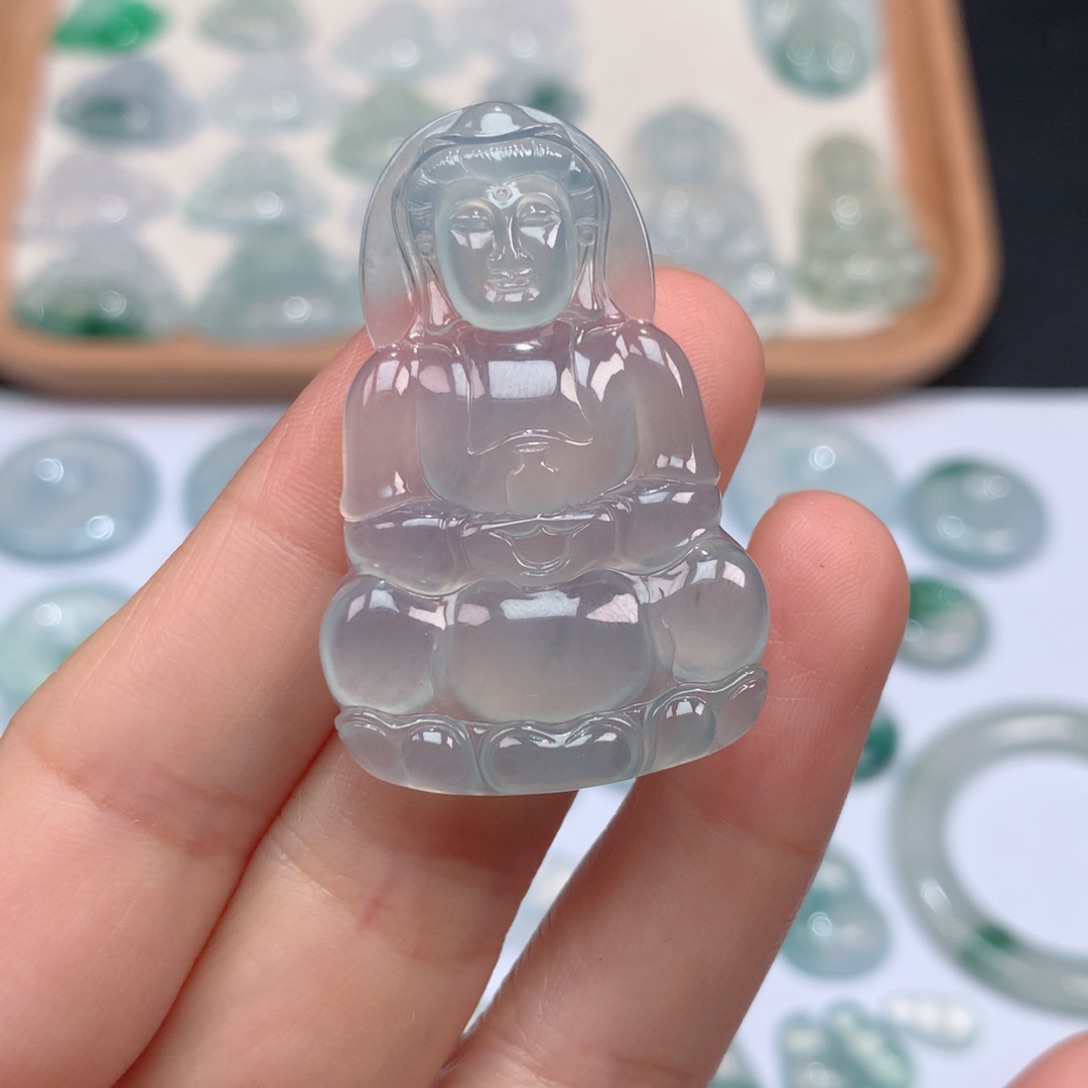翡翠颈饰未镶嵌冰种正装观音