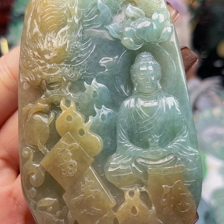 翡翠未镶嵌颈饰挂件