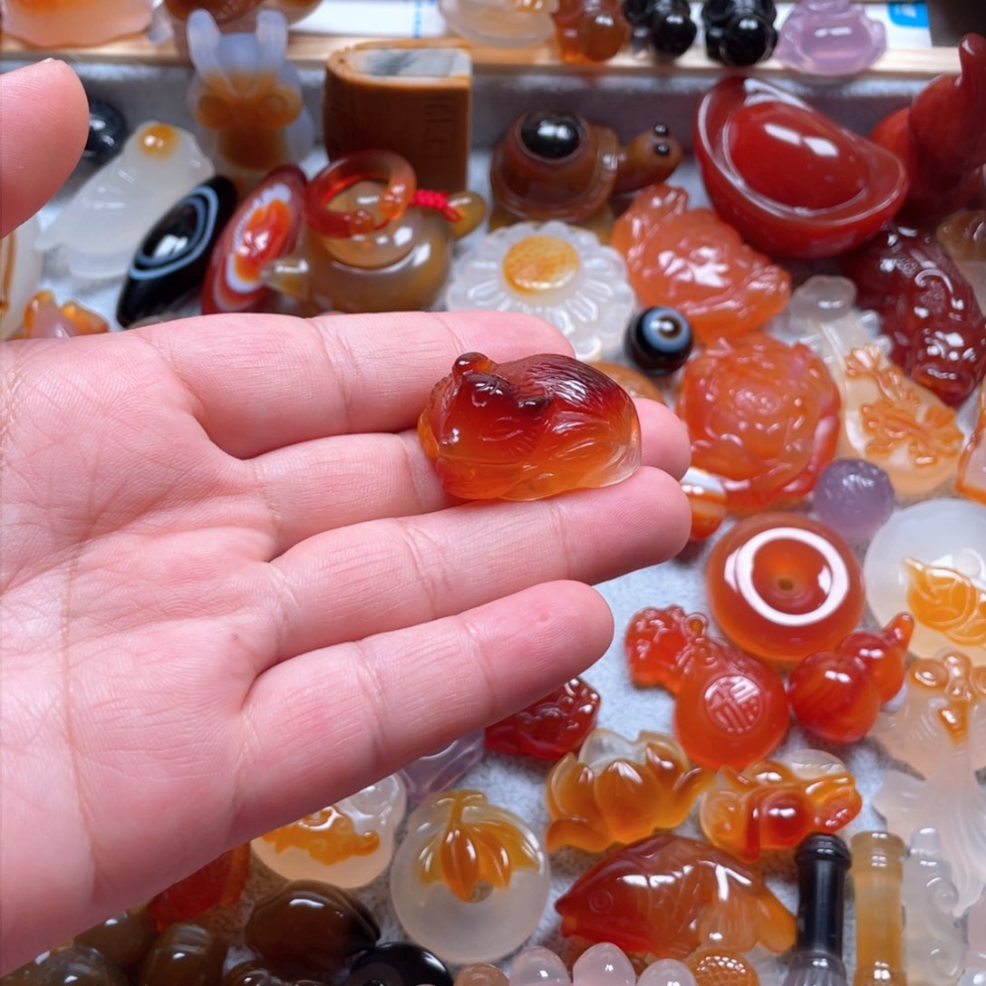 玛瑙/玉髓颈饰未镶嵌柠**不