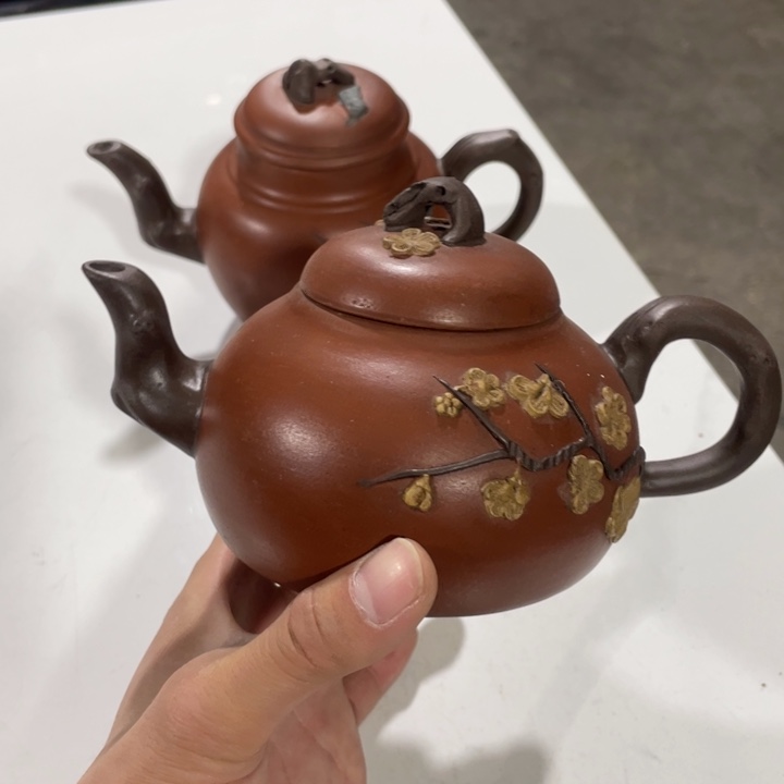 紫砂茶壶老厂紫砂壶一件。