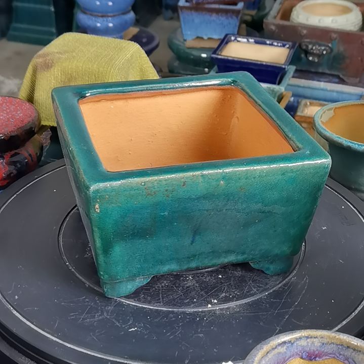 着*石湾花盆默认微瑕