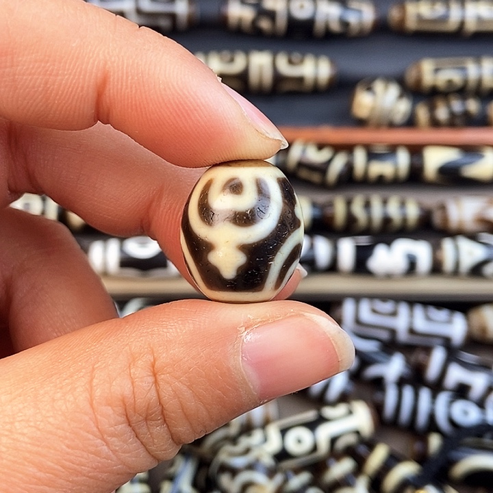 玛瑙/玉髓颈饰未镶嵌大*