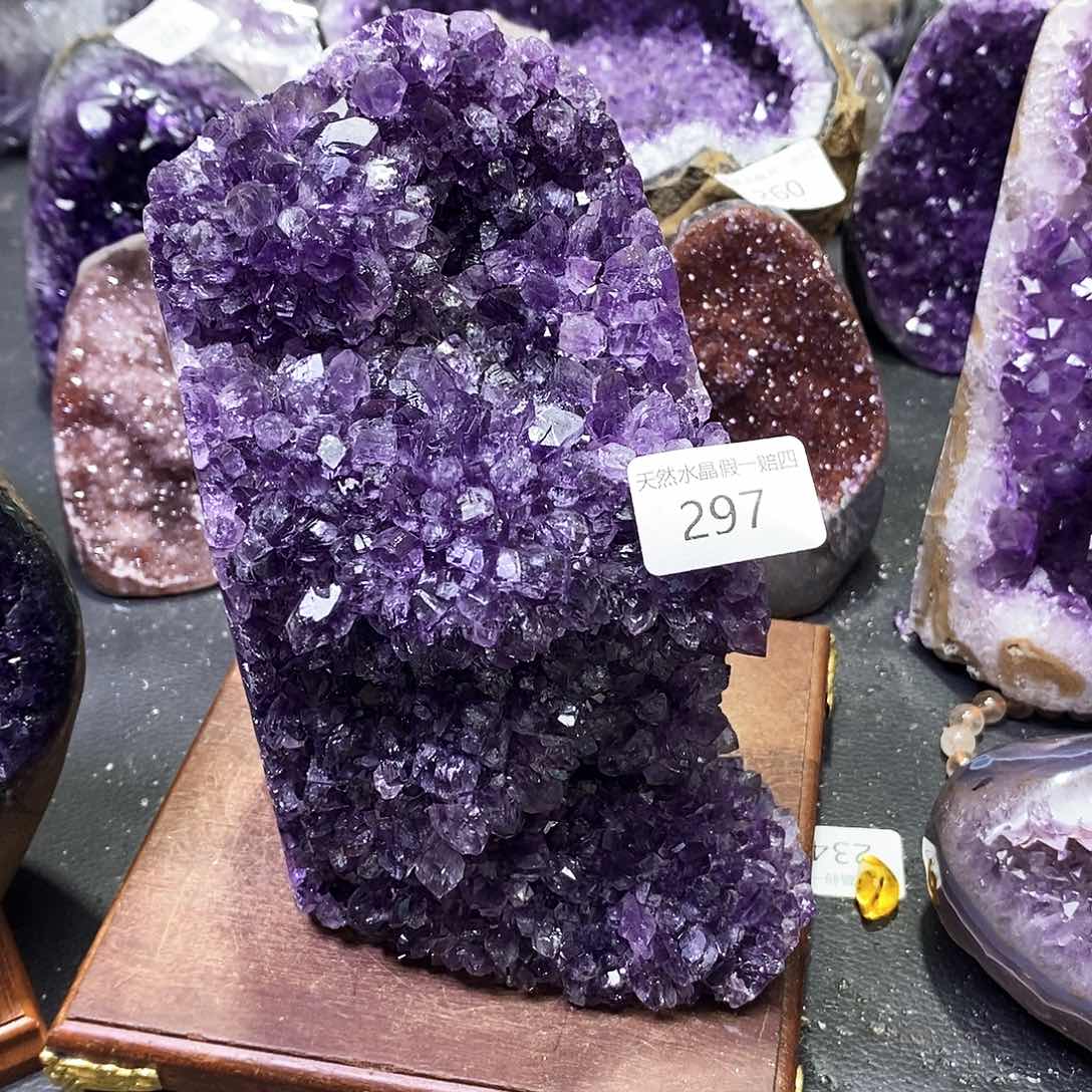 水晶大型摆件（非配饰）未镶嵌