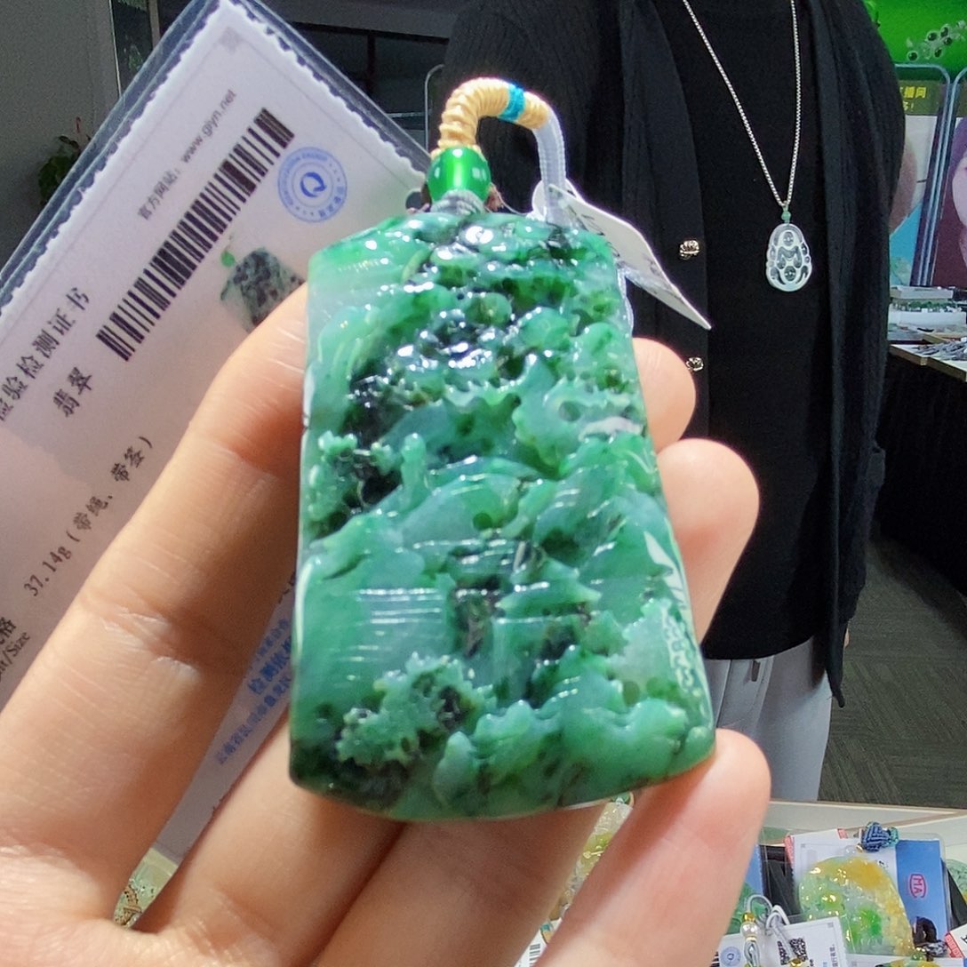 颈饰未镶嵌翡翠翡翠