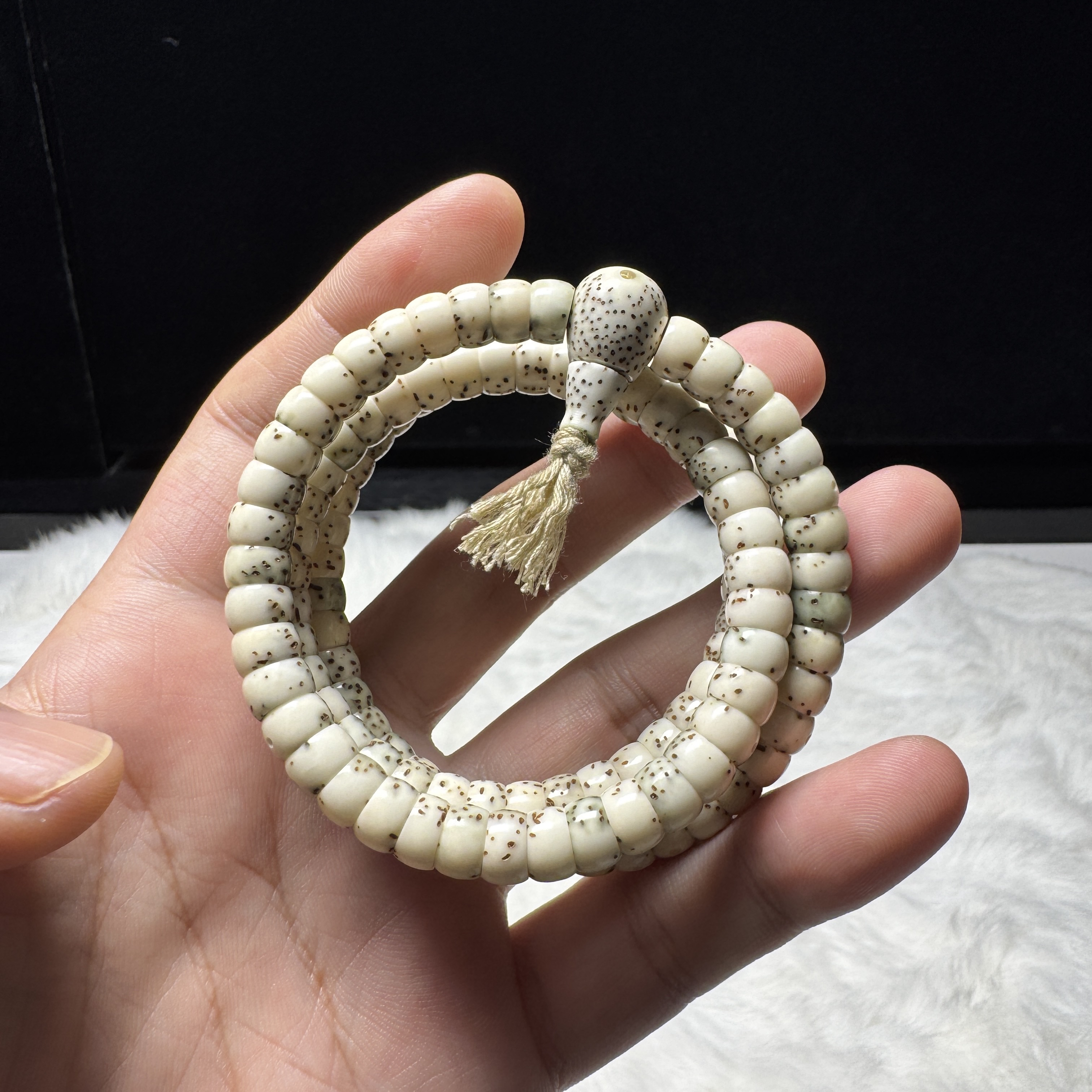 星月菩提石玉糯冰绿包白7mm藏切120颗一物一图