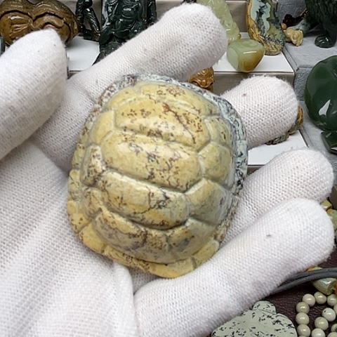 岫岩河磨玉（透闪石质玉）把件未镶嵌