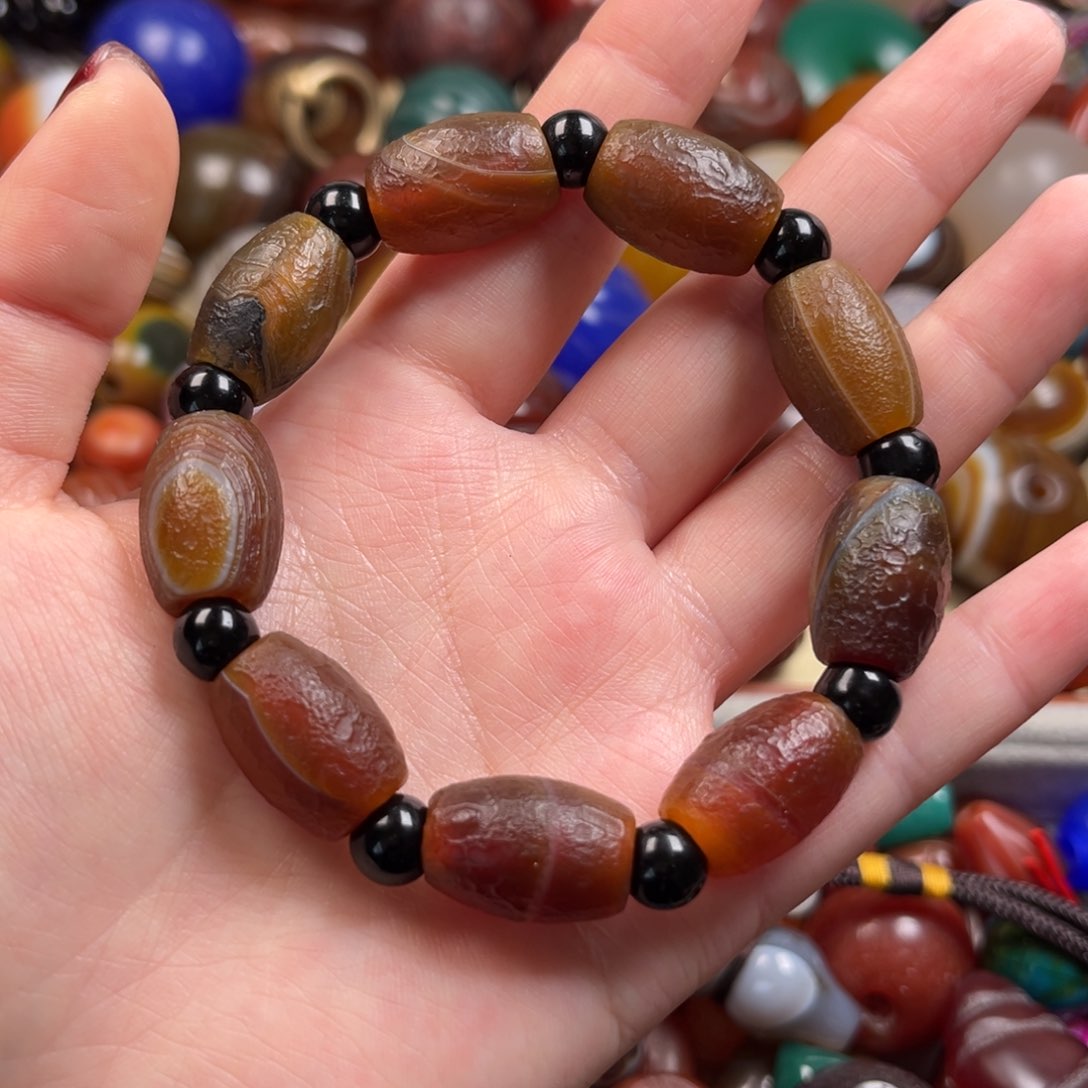 玛瑙/玉髓颈饰未镶嵌