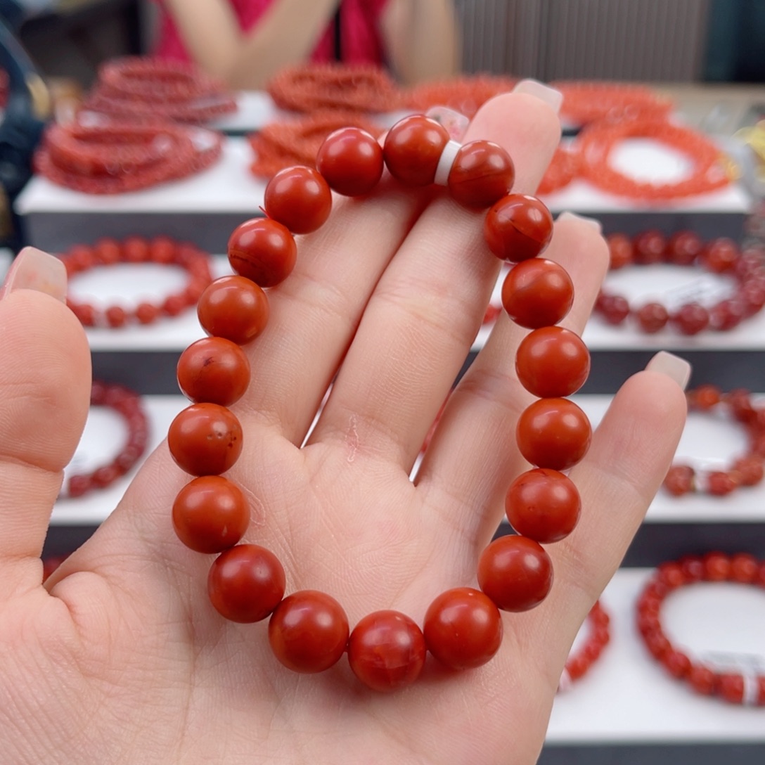 南红玛瑙保山五岔路10mm手串未镶嵌