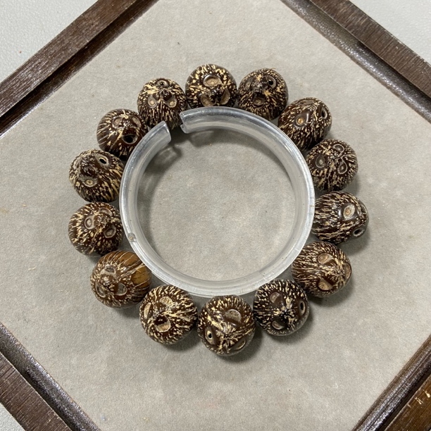 A818黑金紫金鼠帝王鼠单圈手串