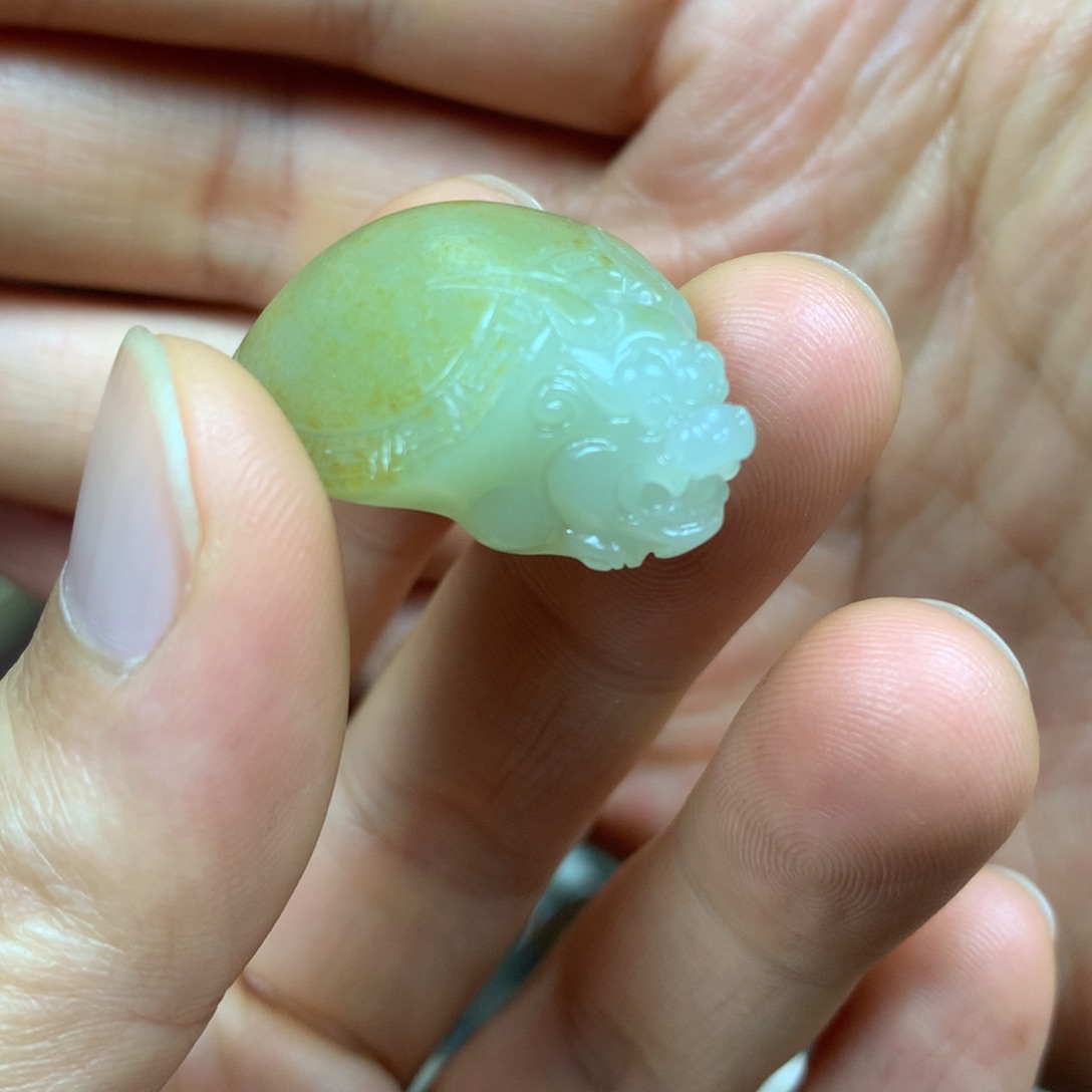 未镶嵌和田玉挂件