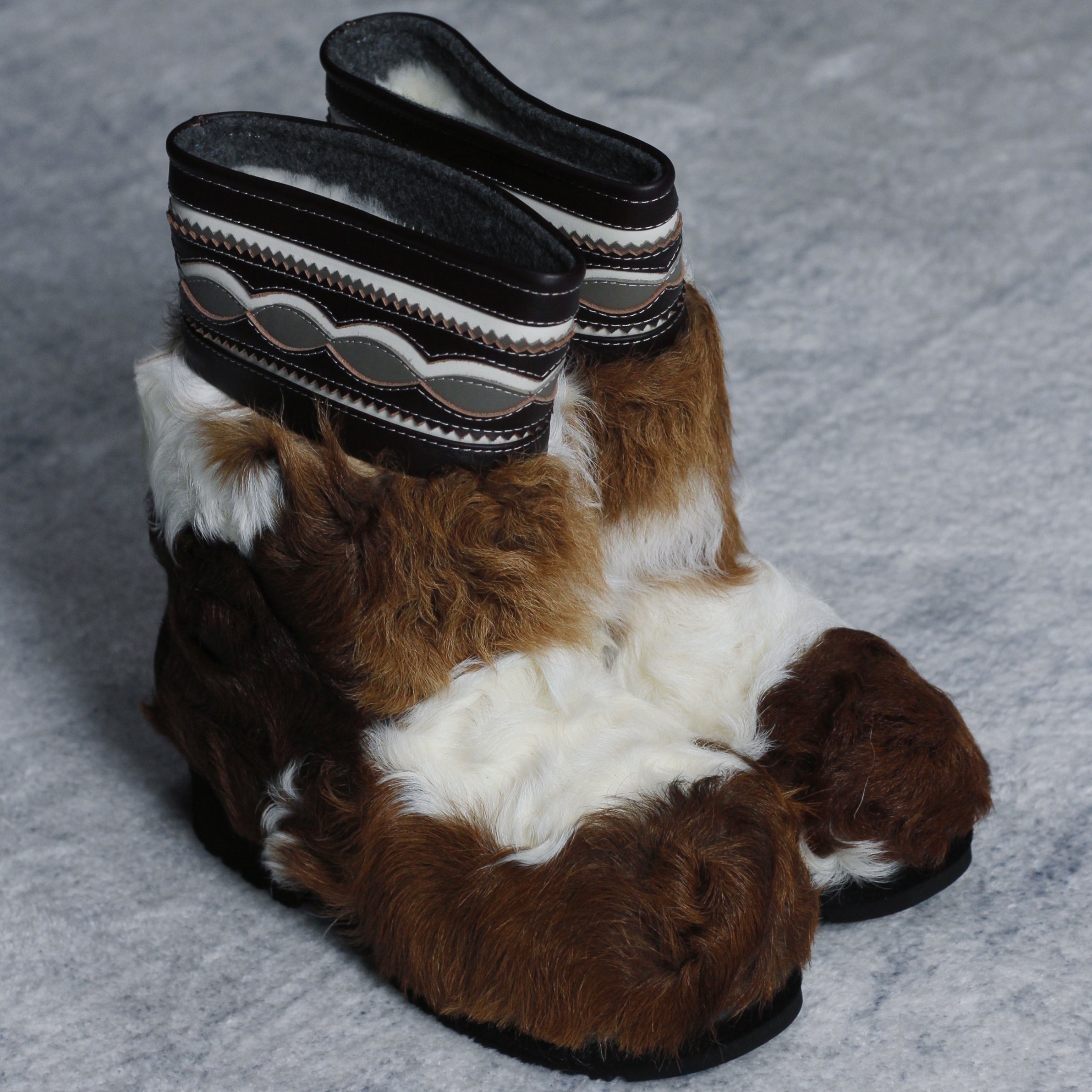 0518-2棕白玛拉沁短筒保暖中帮缝制防滑时尚雪地靴滑雪透气短靴