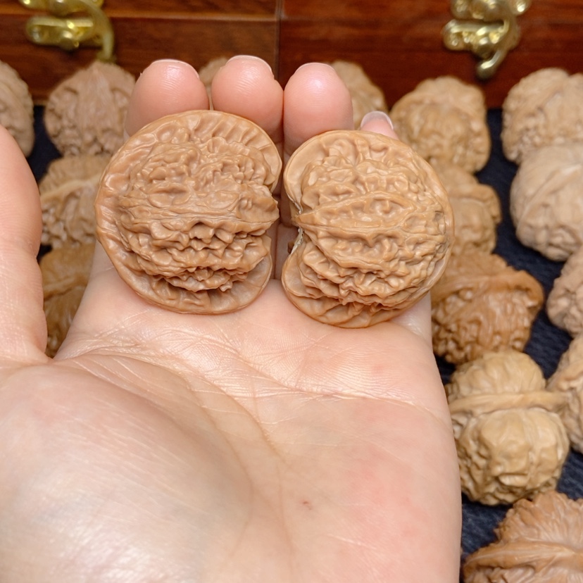 【闪购商品】文玩核桃吊坠宫灯39