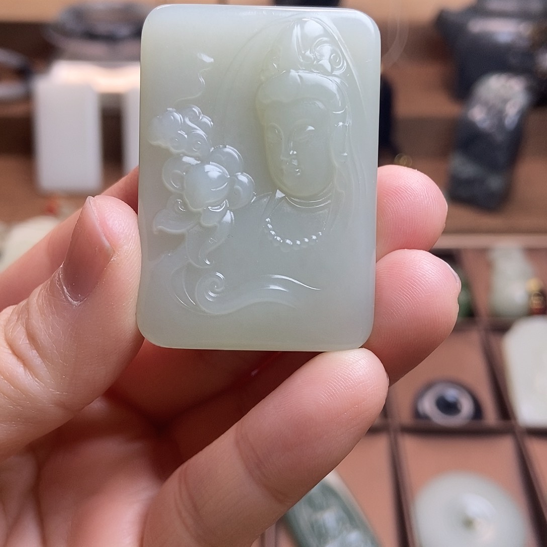 和田玉（糖玉）颈饰未镶嵌