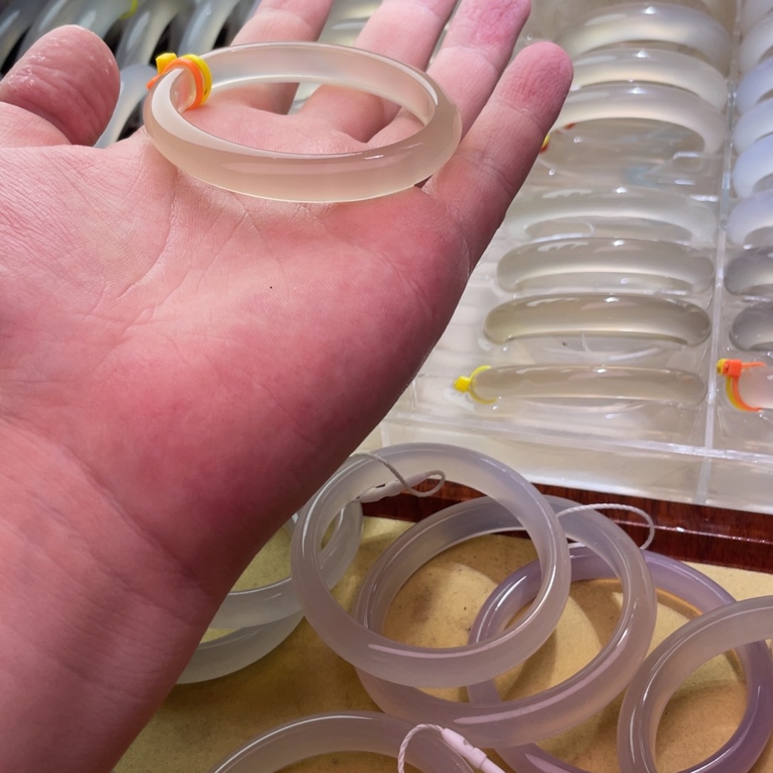 玛瑙/玉髓手镯合金