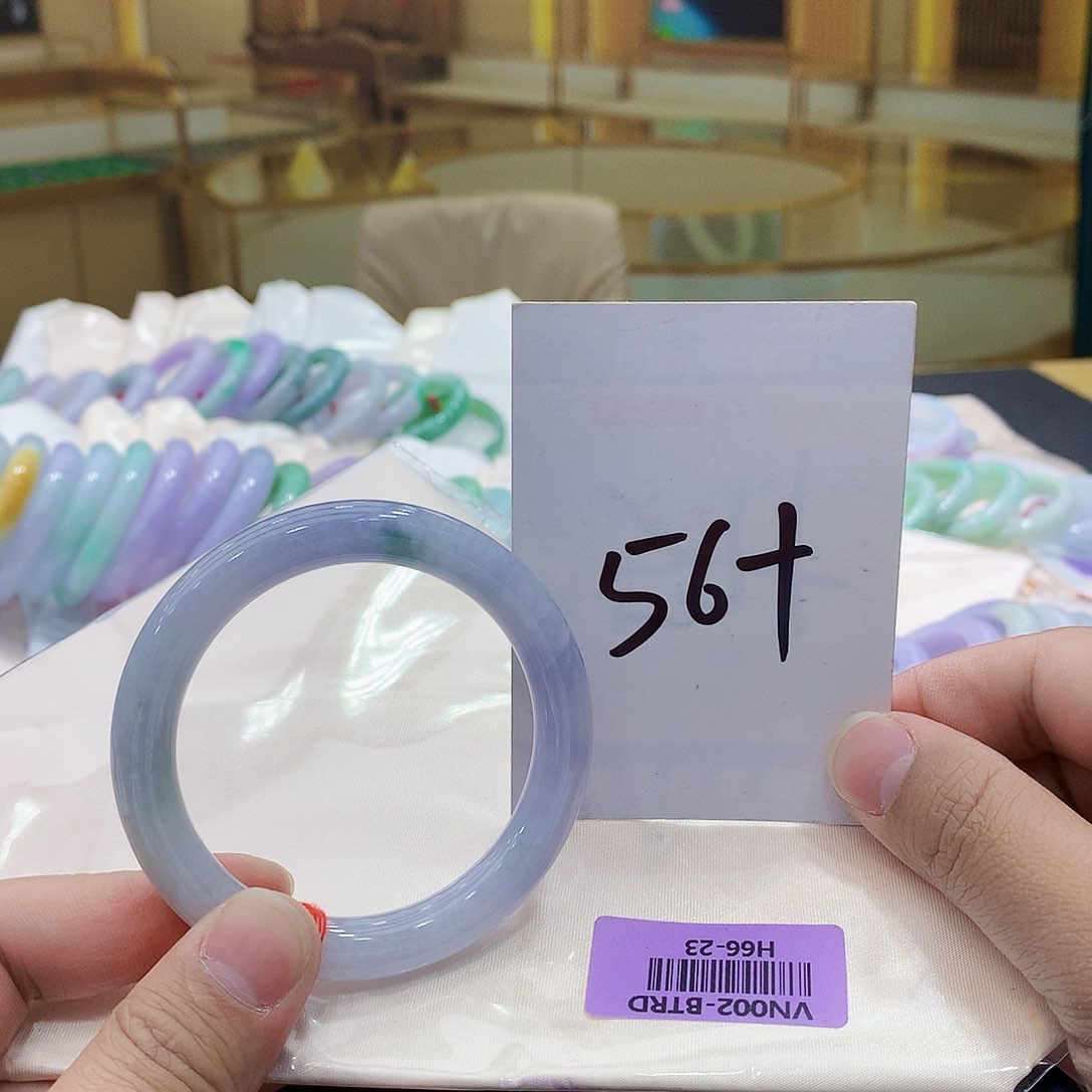 未镶嵌手镯翡翠Fffjdhxggg