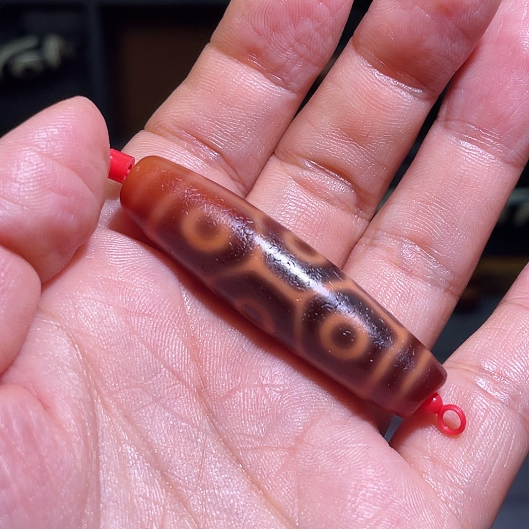 玛瑙/玉髓颈饰未镶嵌故**?