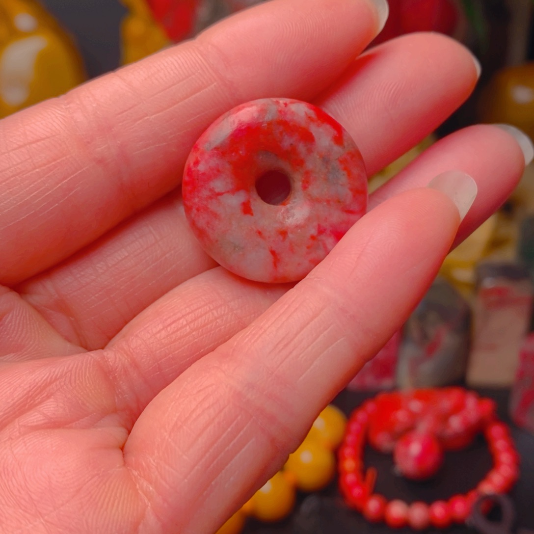 昌化鸡血石昌化鸡血石平安扣