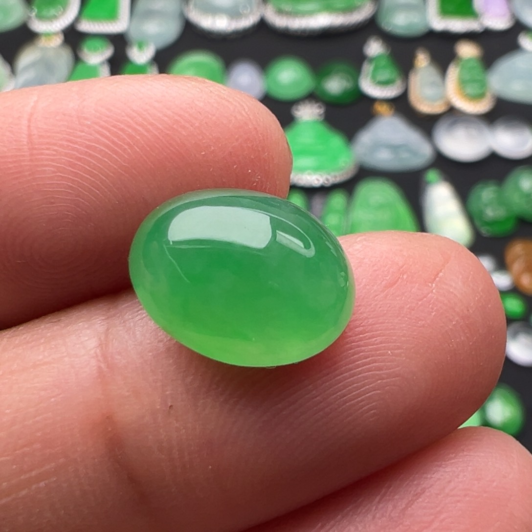 翡翠颈饰未镶嵌蛋11.8