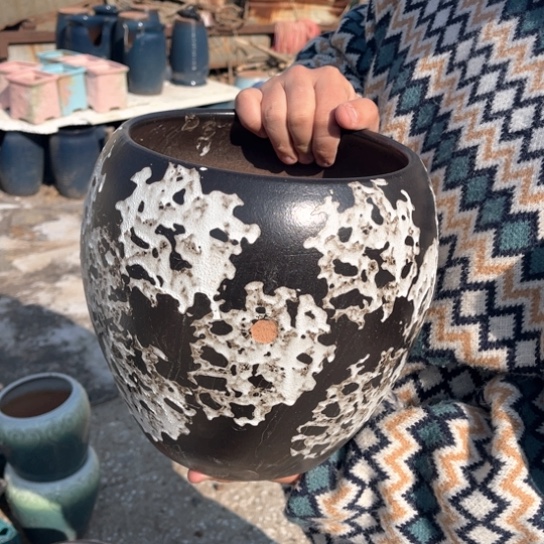 红陶口20高24瑕疵