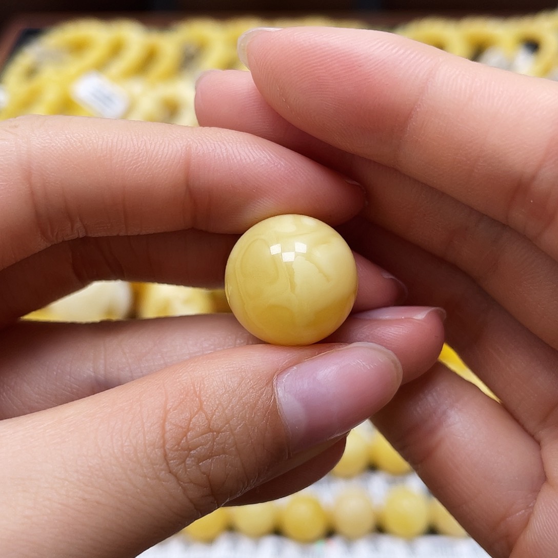 未镶嵌蜜蜡裸石圆珠16.5mm