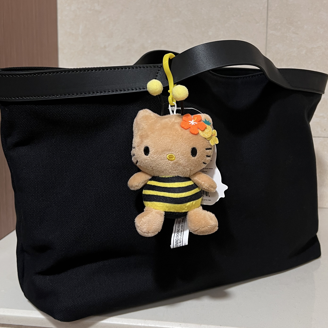 Kitty黑皮蜜蜂幂幂同款（拍下选脸/确认款不退换）