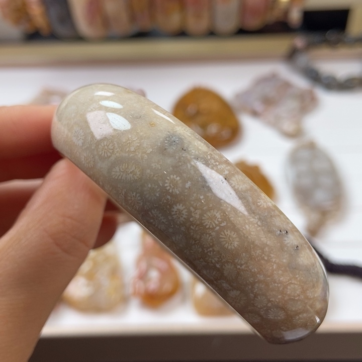 硅化玉手镯未镶嵌57圈口 24号链接