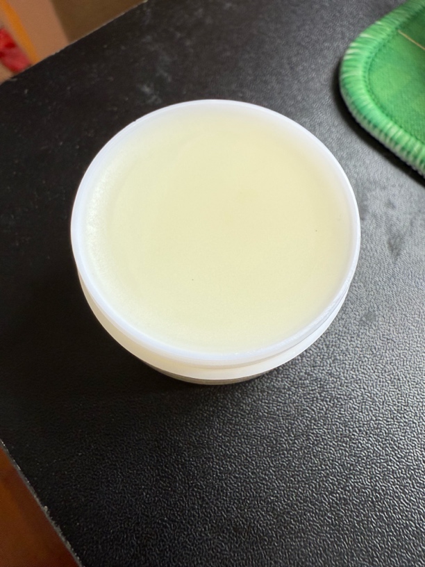 龙涎香 精油膏 含壳25g左右 本品属于日用品原料