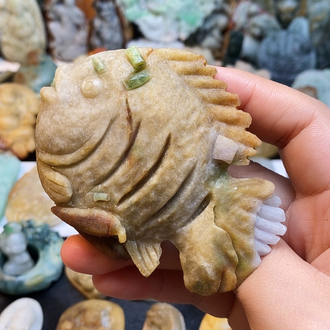 定制翡翠未镶嵌特色a货翡翠