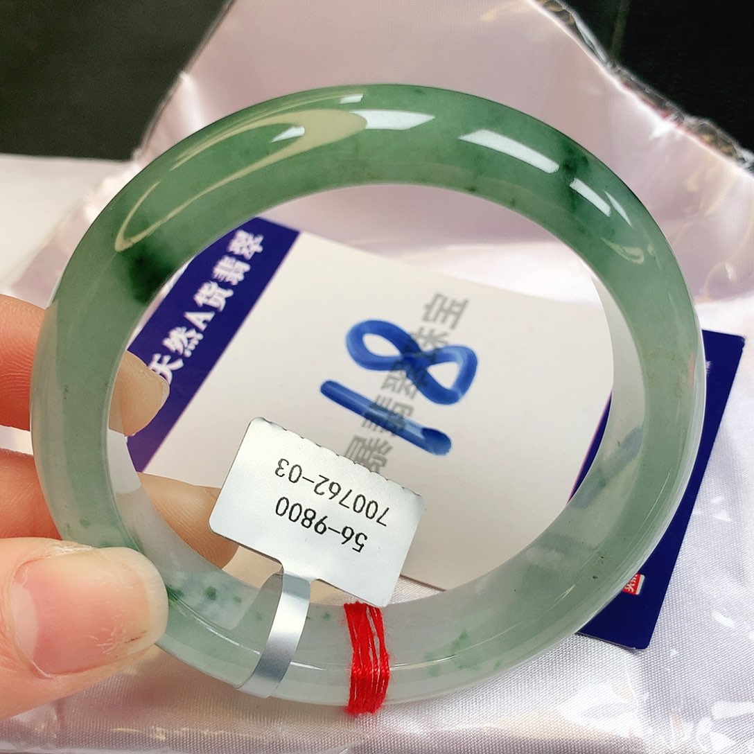 翡翠手镯未镶嵌缅甸天然a货翡翠