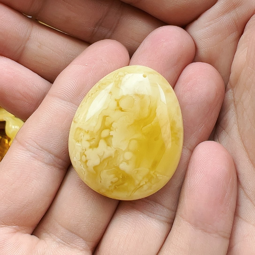 蜜蜡未镶嵌珠宝奇石春****?蜜蜡吊坠