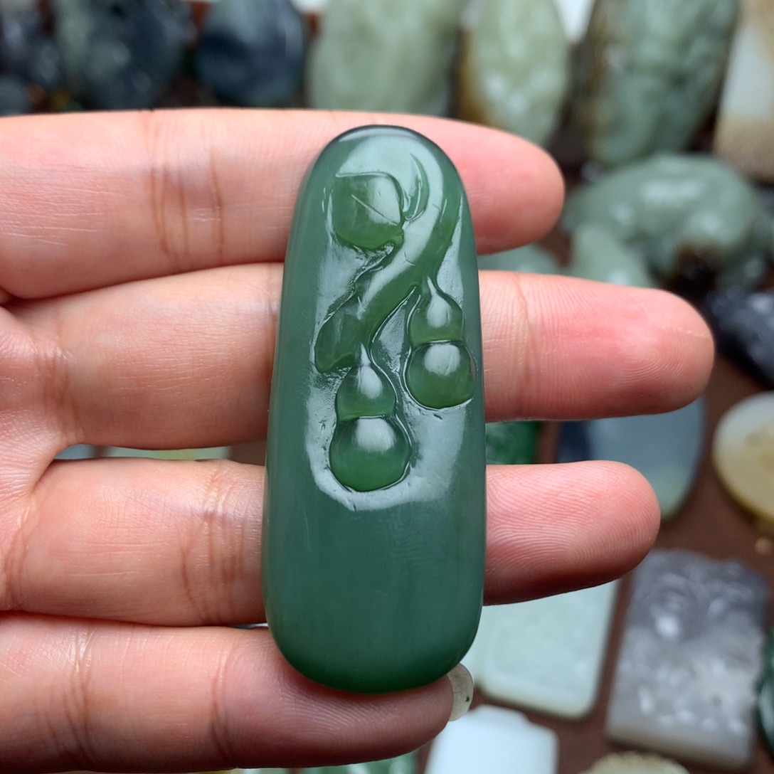 和田玉挂件未镶嵌