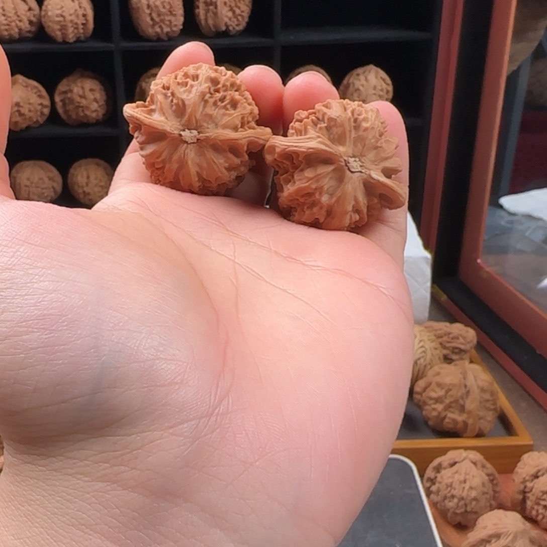 M***h吊坠桃核全品宫灯26551