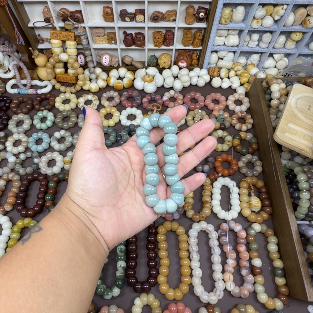 C***巳吊坠菩提根/象牙果