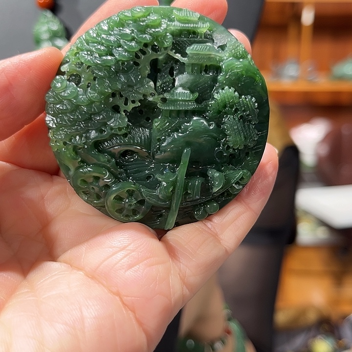 颈饰未镶嵌和田玉