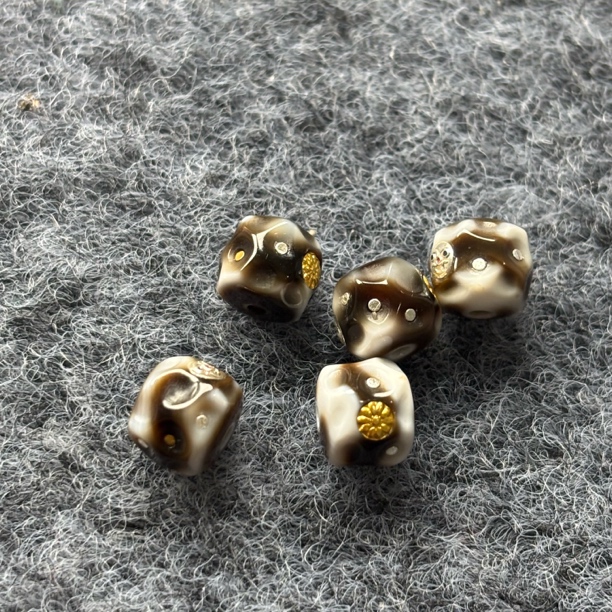 台珠改制精工无相内凹单珠尺寸8mm+镶嵌金标银标款顶珠腰珠文玩