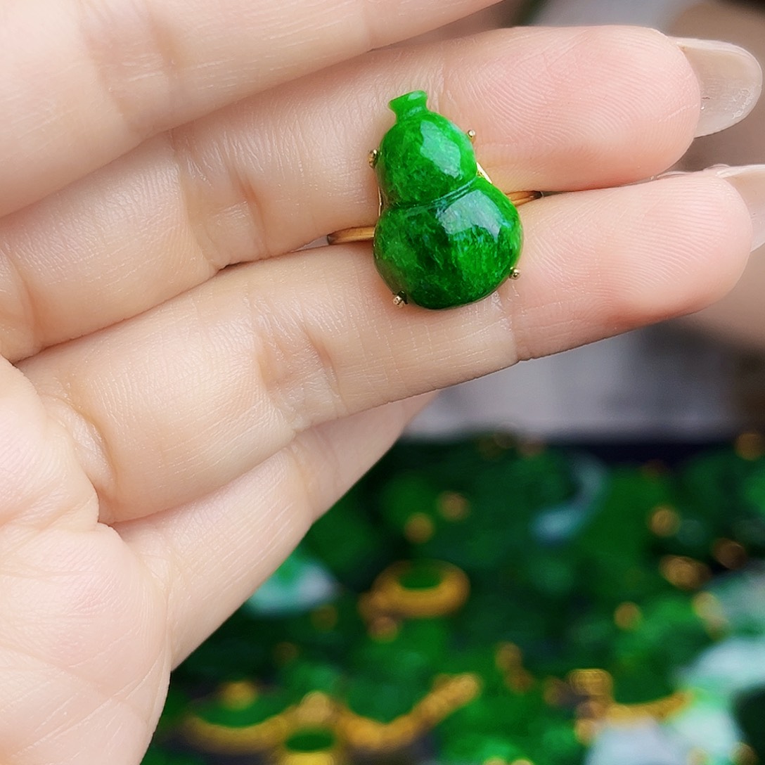 翡翠银S925镶嵌颈饰多样性