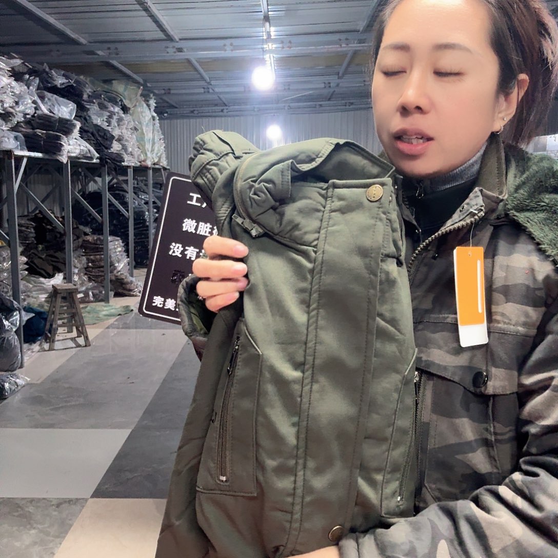 170军绿套装126。     