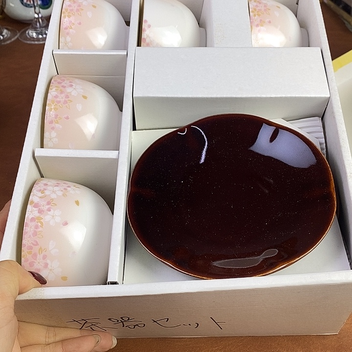 瓷器铜铁器木器木粉花瓶杯子