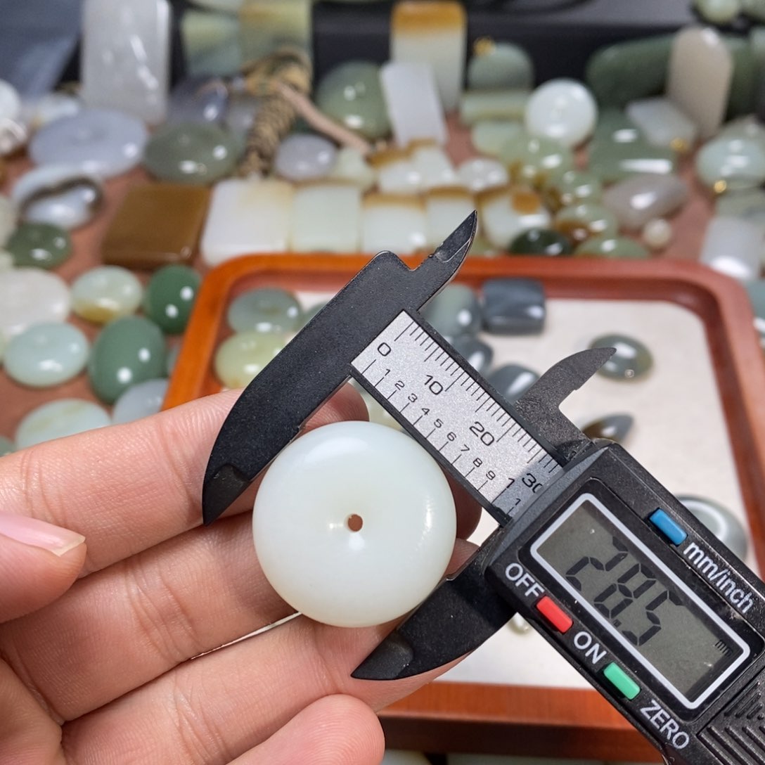 和田玉吊坠(不含链)未镶嵌