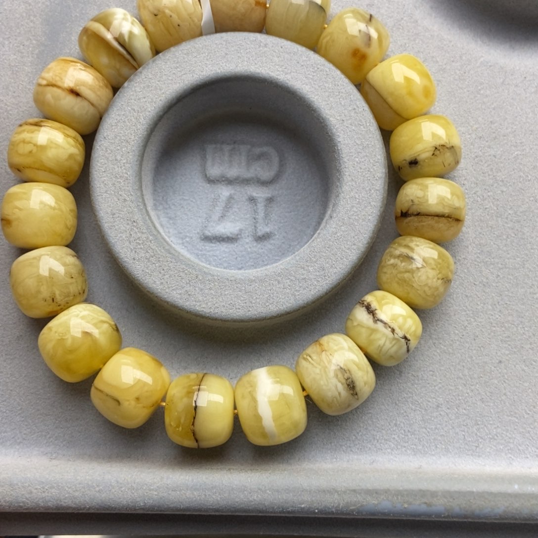 蜜蜡珠宝奇石未镶嵌