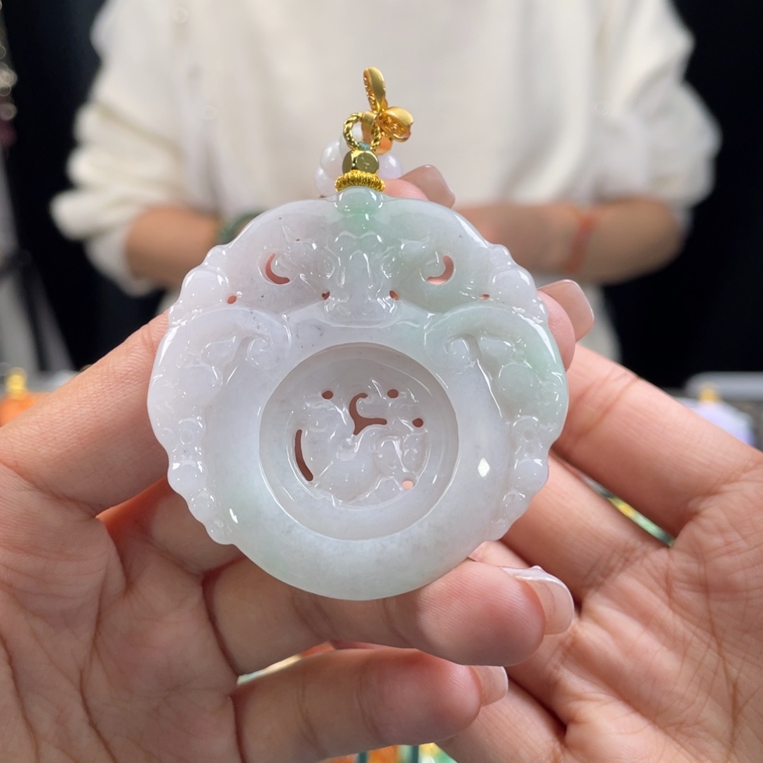 翡翠颈饰未镶嵌代编织